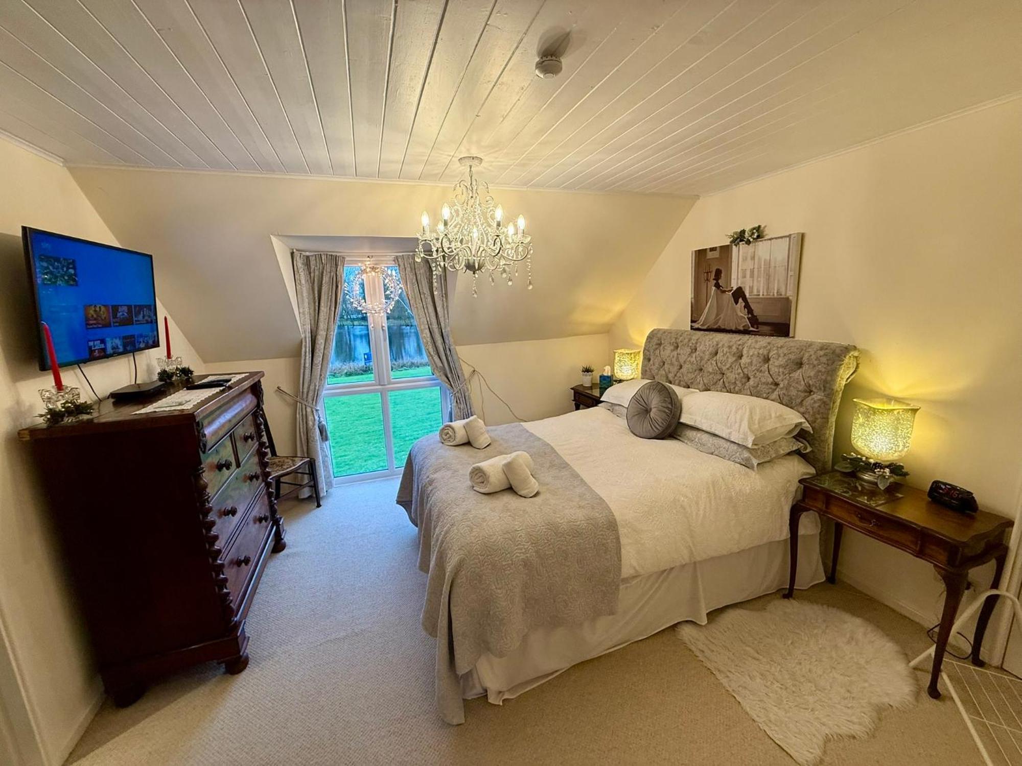 סירנססטר Luxury Kingfisher Lodge, Isis Lake, Within The Cotswold Waterpark מראה חיצוני תמונה