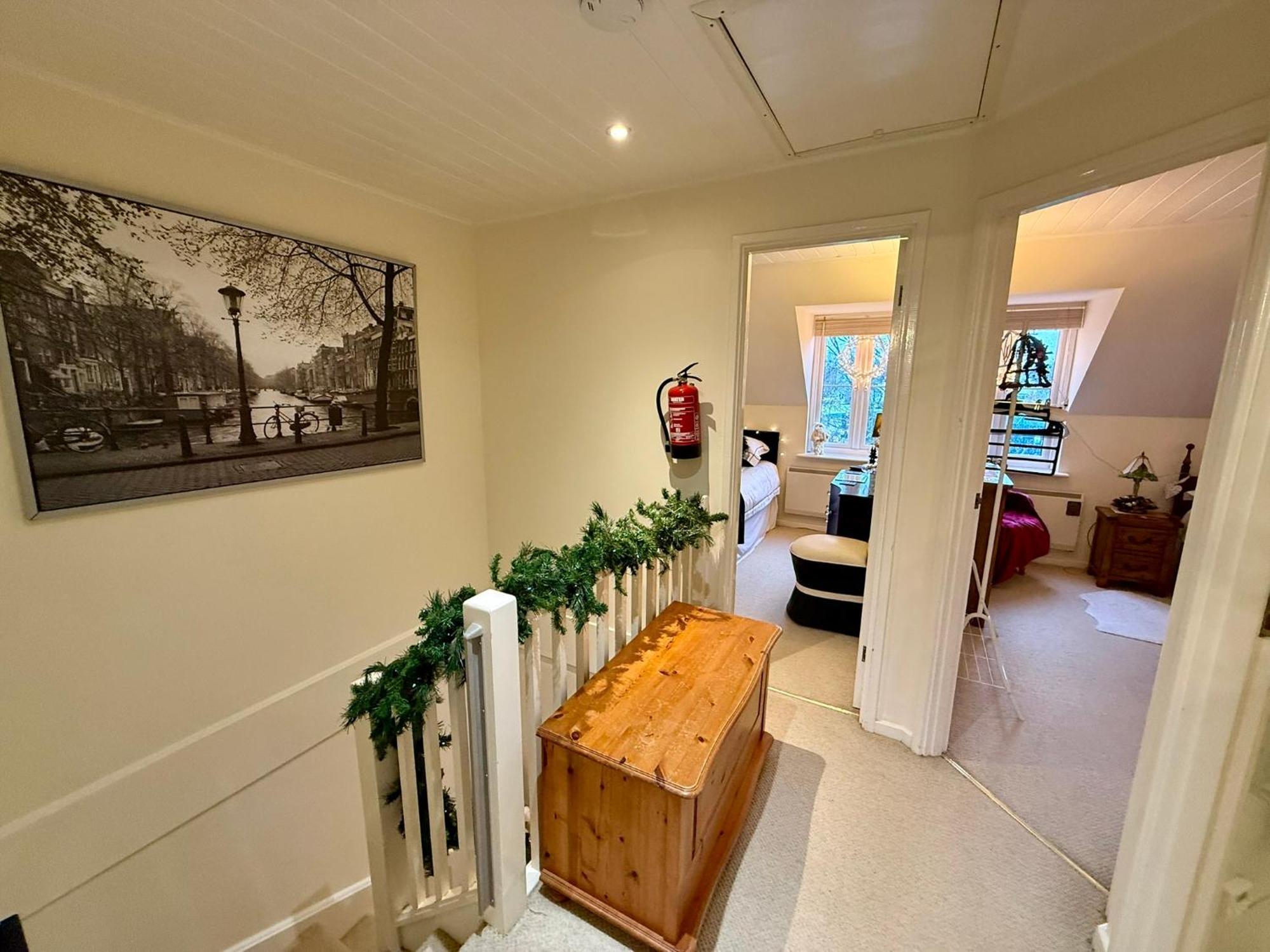 סירנססטר Luxury Kingfisher Lodge, Isis Lake, Within The Cotswold Waterpark מראה חיצוני תמונה