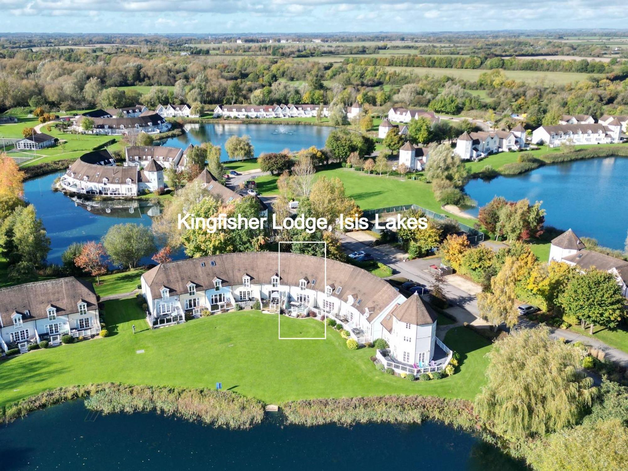 סירנססטר Luxury Kingfisher Lodge, Isis Lake, Within The Cotswold Waterpark מראה חיצוני תמונה